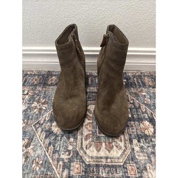 Rockport Cobb Hill sz 6M Olive Suede Natashya Bootie Women’s Wore Once - Picture 1 of 7
